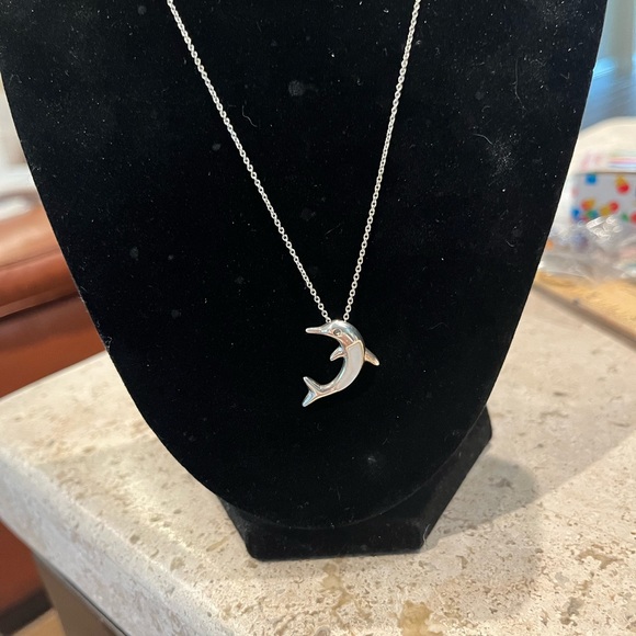 Sterling silver and white inlay pearl 18” dolphin necklace - Picture 3 of 5